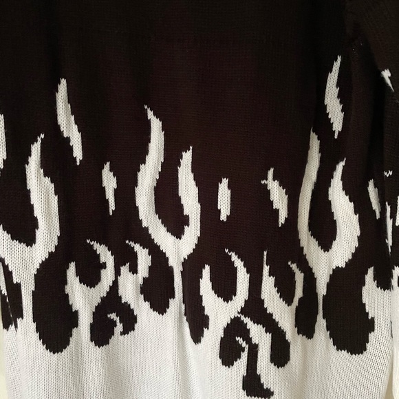 H&M Flame Print Sweater Dress - Picture 3 of 3